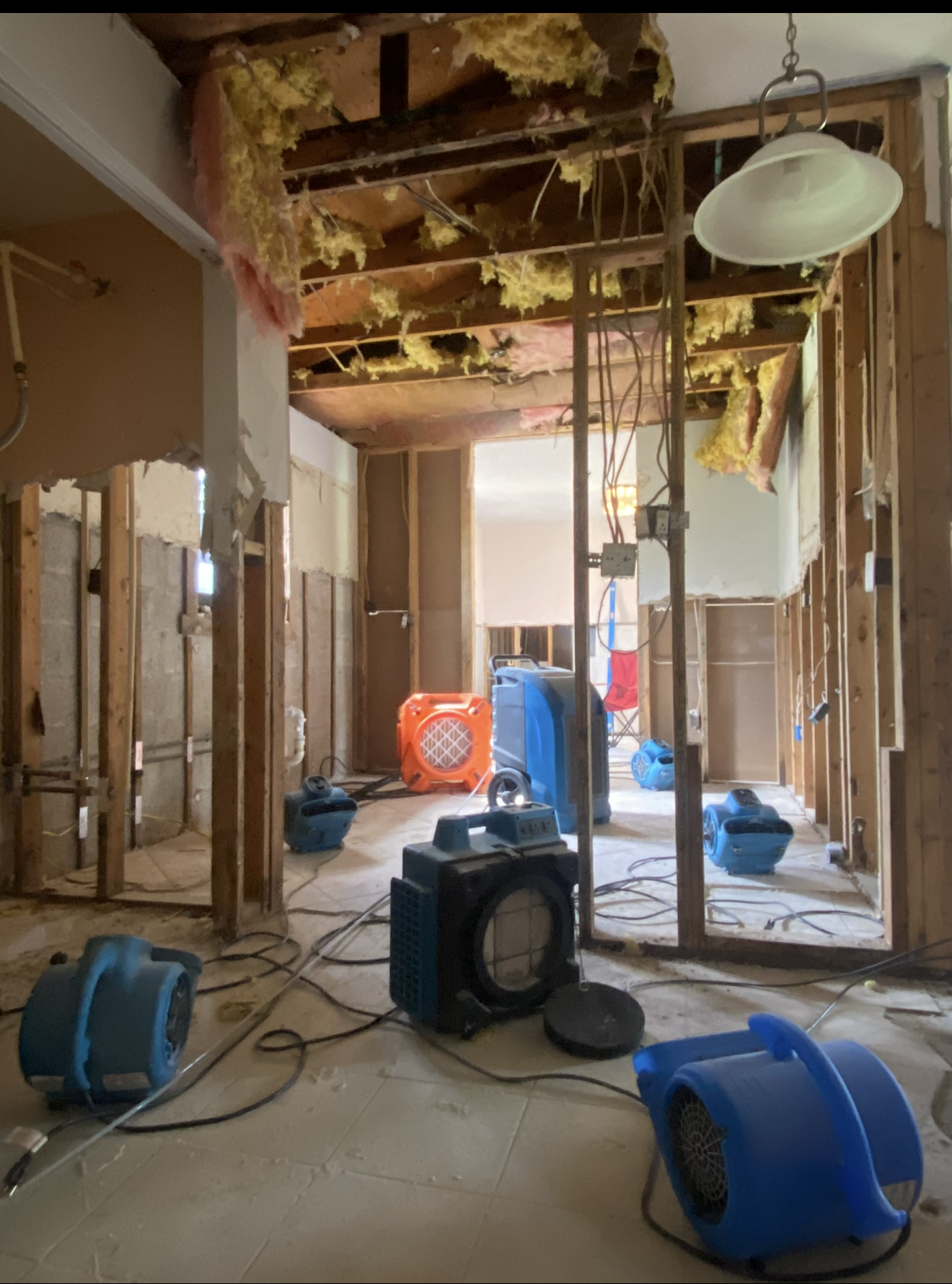 Water damage restoration and restoration company work in Southwest Florida